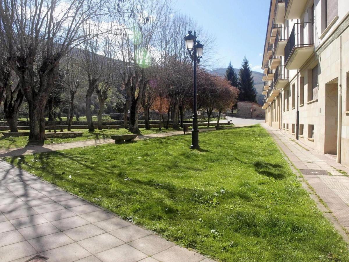 Apartamento Pet Friendly En Ezcaray, Con Piscina Экстерьер фото